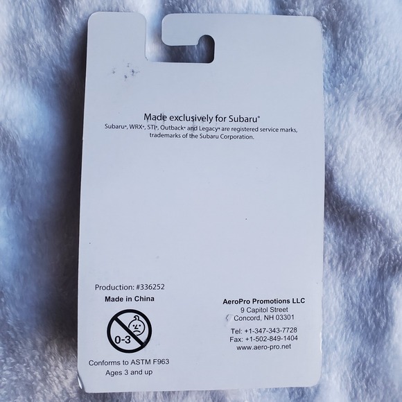 Subaru Legacy Exclusive 2015  1/64 Diecast AeroPro 336252 Silver Promo - Picture 4 of 8